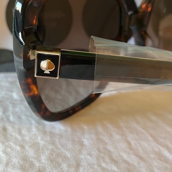 Kate Spade: Wilhelmina Brown Tortoise Sunglasses- Floral display picture 1